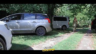 Vip4k. red head likes getting her cunt munched in the car