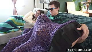 Challenge Who Cum First Behind Stepmoms Back