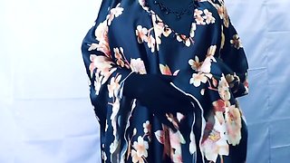 Muslim Hijabi Beautiful Housewife Fucking With Neighbor - With Clear Hindi Audio