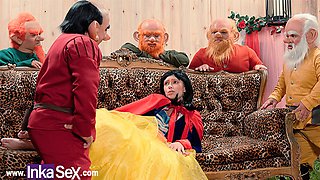 Manzana por el culo trailer with lustful Snow White from Inka Sex