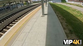 Vip4k. sexy gastarbeiter blowing for enjoy