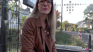 Fit Blonde Glasses Girl Pickup And Talk To Casting Fuck - Vivi Vallentine