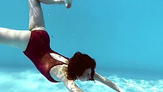 Junoesque sweetheart at fetish porn