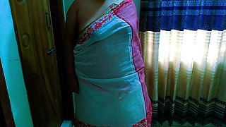 Desi Hot Aunty Without Blouse Only Saree she is supper hot now, then her neighbor 18 year old guy fuck her