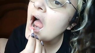 SWEET SKINNY LIPS WITH SHEEN