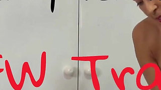 Nurse Magnita Helps a Tennis Player