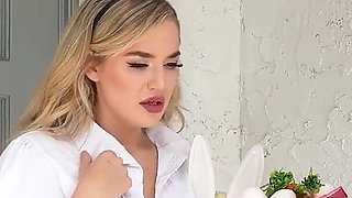 Her Stepson's Girlfriend Is Too Conservative? Don't Worry, Sandy Love Will Do Anything She Won't