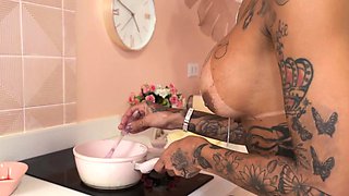 Bigass brazilian trans spreading ass