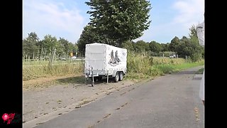 Wtf!! Fuckdate In The Middle Of The Main Road!!