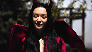 Amateur threesome 116 brunette