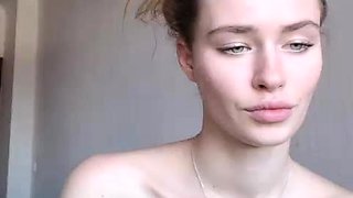 Brunette Solo Webcam Masturbation