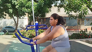 I go to visit my boyfriend and end up fucking my father-in-law with his big cock in my fat pussy