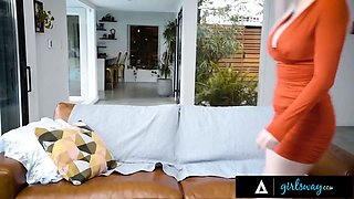 Girlsway - aged college besties Kenna James, Kenzie Taylor & Bella Rolland have insane reunion