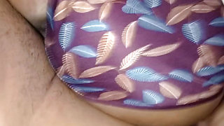 Compilation of Tamil Aunty's Big Ass Showing Off Her Body