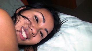 Amateur Thai slut wants to get pregnant