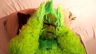 Lula Stocch - The Grinch Steals The Christmas