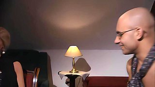 Tempting MILF pornstar hot sex scene