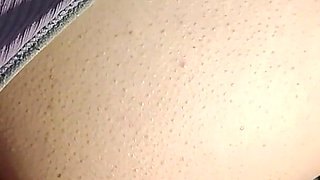 Juicy Ass MILF with a Tight Pussy, Nice to Fill It with Hot Cum