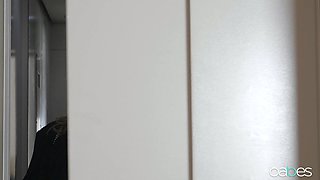 Chris Diamond's Sizzling Passion in a Wild Bar Night