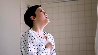 ExxxtraSmall-Jade Valentine: My Small Secretary