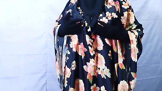 Beautiful Housewife Sex And Dirty Talk Indian - Clear Hindi Audio