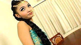 Thai goddess gets her her mouth and shaved pussy poked