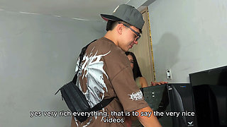 Lia Calls the Technician and Seduces Him and Ended up with the Cock All the Way Out of Her Mouth with All Her Cum