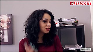 Secretary Khadisha Latina Fucks Her Boss To Keep Him Happy