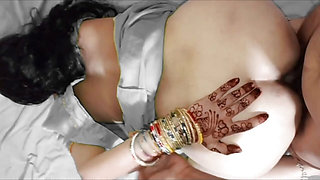 Pakistani antie fucking in romantic mood