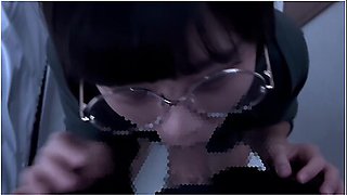 After A Junior College Student Gave Him A Nice Blow Job, He Shot A Lot Of Sperm On His Chest