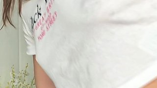 Hot amateur webcam teen masturbates for their fans