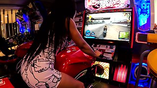 Big ass Thai GF fucked from behind doggy