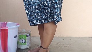 Washing Dress Hot Leg Show and Hot Bite Back