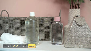 Cheating Wife Gets Rubbed Down Georgina Gee Brazzers