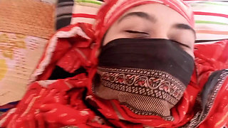 Beautiful Desi Bhabhi fucks her brother-in-law in front of her Husband's photo