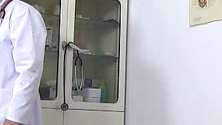 Mature gyno - dirty gyno doctor operates cam in his surgery to record his patient