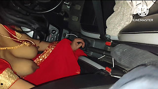 Desi bhabhi fuck in car. Boyfriend fuck in car.