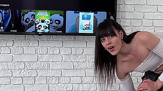 C'mon Stepdad,fuck My Tiny Anal and Let Me Go to the Party