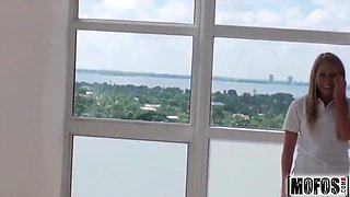 On the Job Blow-Jay video starring Carter Cruise - Mofos.com