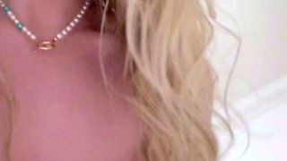 Big boobs webcam slut toys her asshole