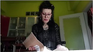 Feet Slave In Miss Vagon And Ivegans Shopping Donated By Her Moneyslave