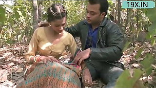 Indian Hot Poor Bhabi Fucked For Money In Jungle