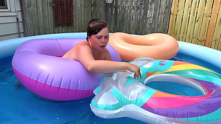 Too Many Pool Tubes! Outdoor Looner Fun