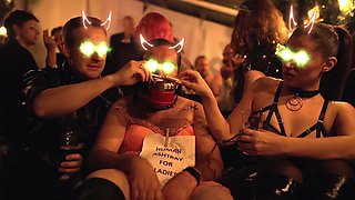 Footjob fetish hot video