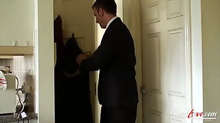 British Mature Lady Got Cock in All Her Holes