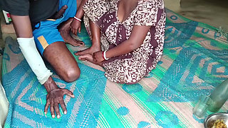 Desi bhabhi ke sath daru Piya aur doggy style chudai ki