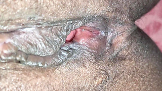 I Trapped My Friend's Wife in the Web of Love and Had Sex with Her in Her Bedroom