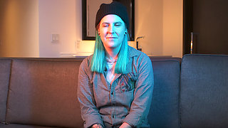 Hot green haired hottie orgasms on bouncing on folk BBC