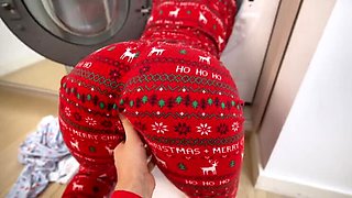 Step Sister Stuck in Washing Machine - Christmas Gift Fuck with Big Ass Doggy Style & Rough Sex
