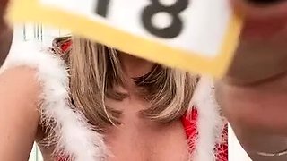 Big boobs milf masturbates with her dildo